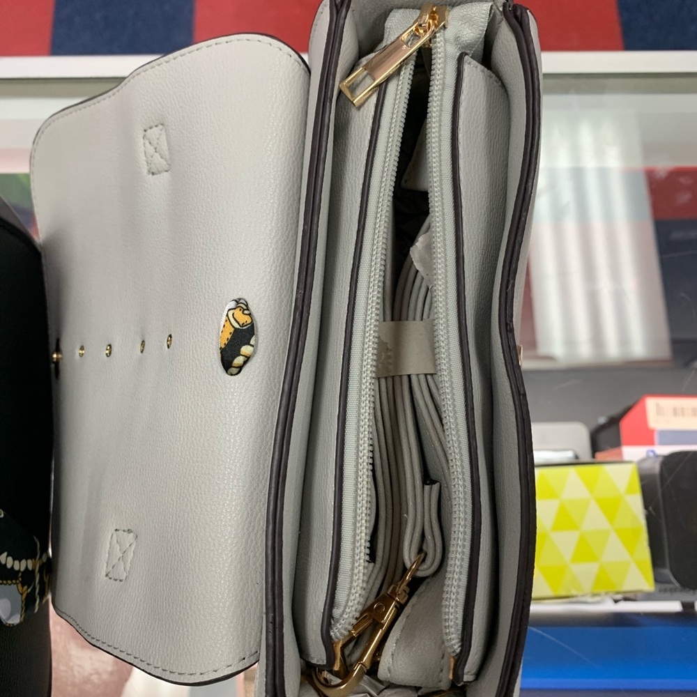 Women handbags
